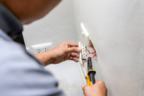 Best Affordable Emergency Electrician  in Sunset, UT